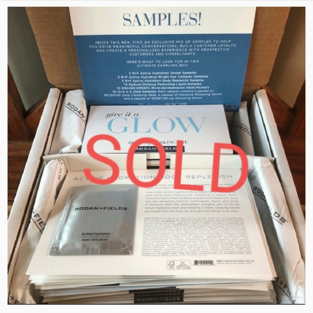 **SOLD** 2018 Convention Sample Box (ALL NEW
